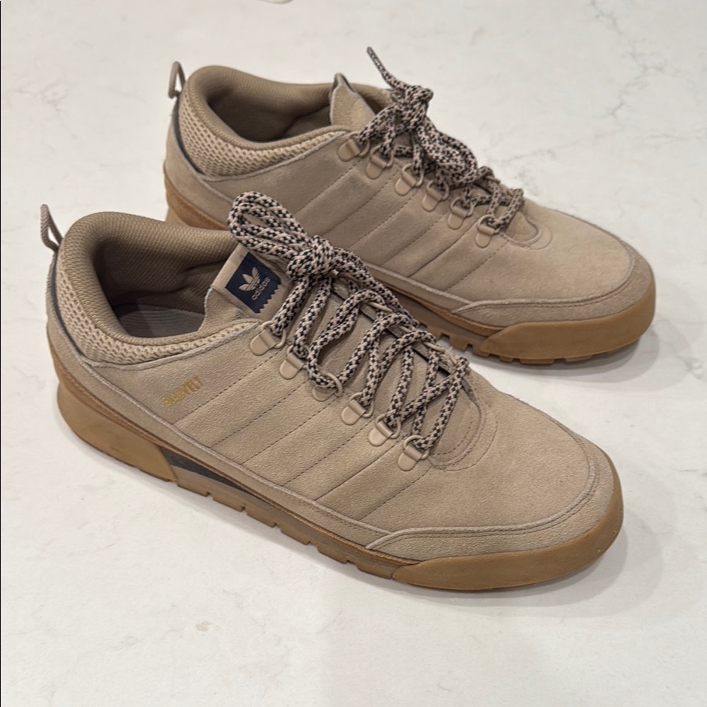 Men’s Adidas Tan Sneakers with Suede Upper and Gum Sole